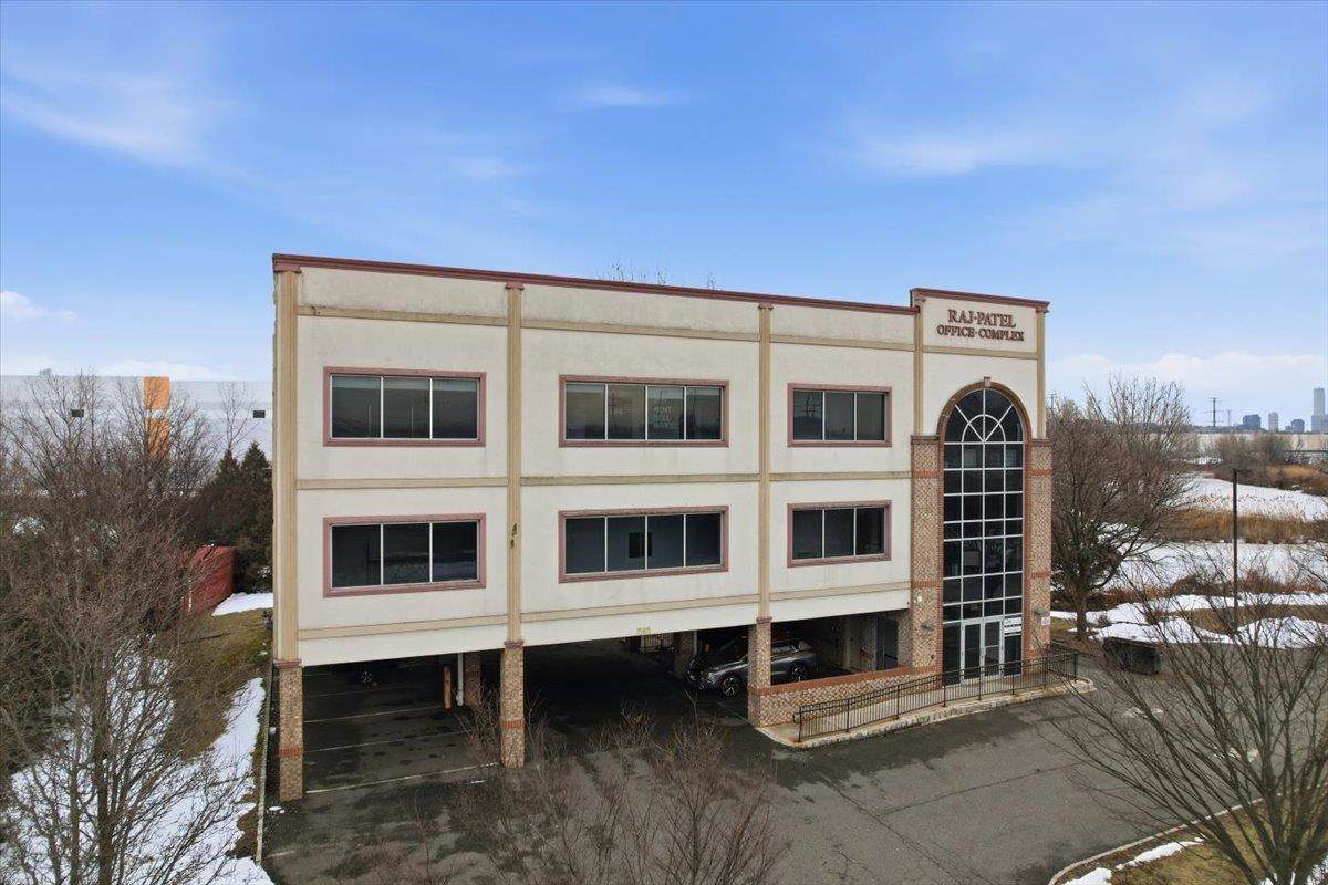 300 Penhorn Ave - Photo 1