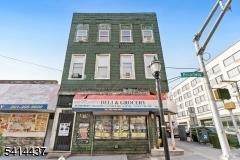 1063 West Side Ave - Photo 1