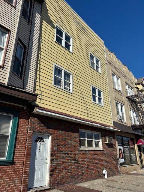 387 Avenue C - Photo 1