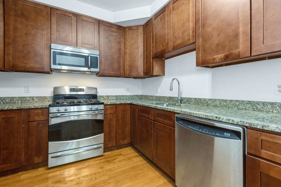 809-815 22ND ST - Photo 1