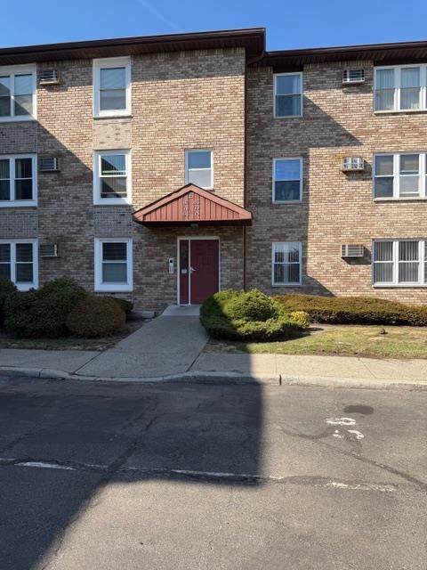 74 Riverview Ct - Photo 1