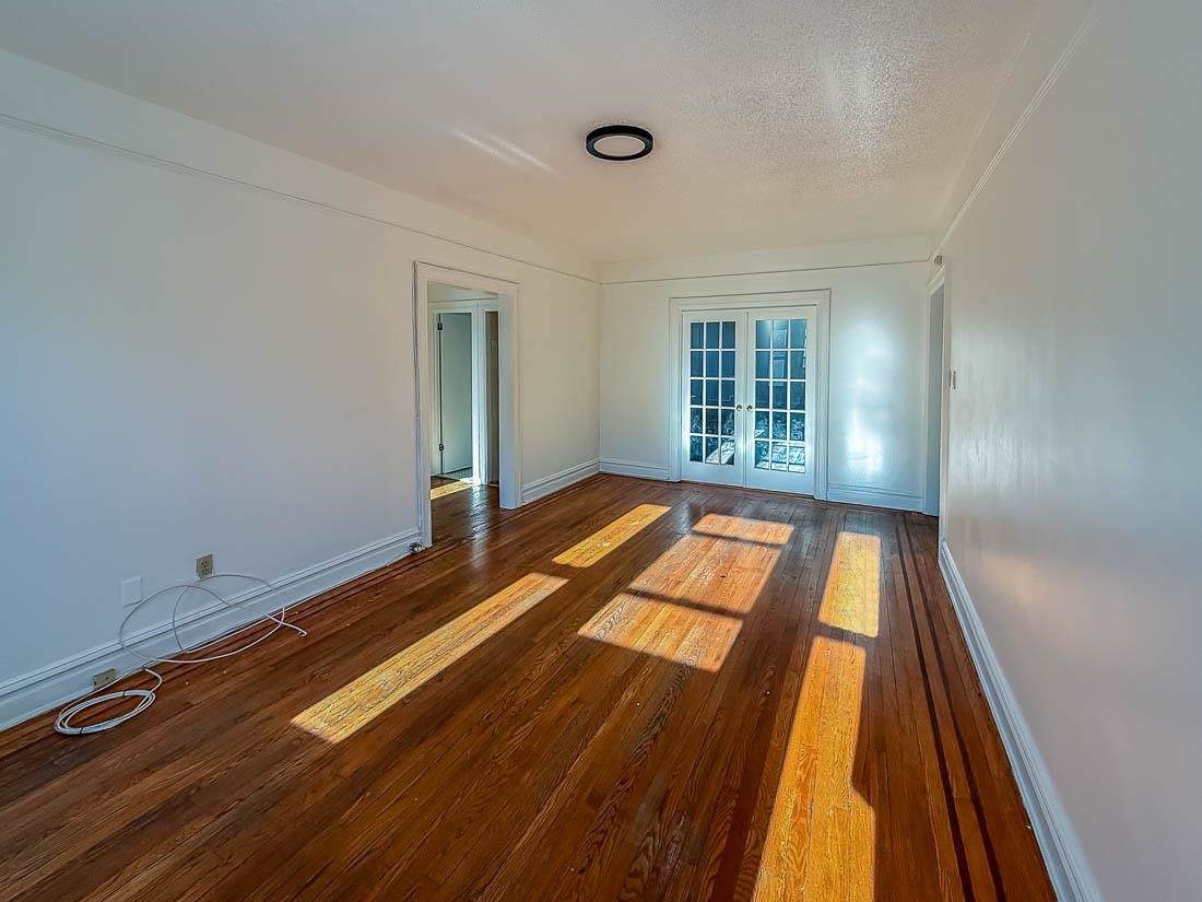 36 Duncan Ave - Photo 1