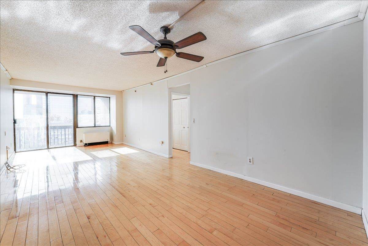 45 River Dr South - Photo 1