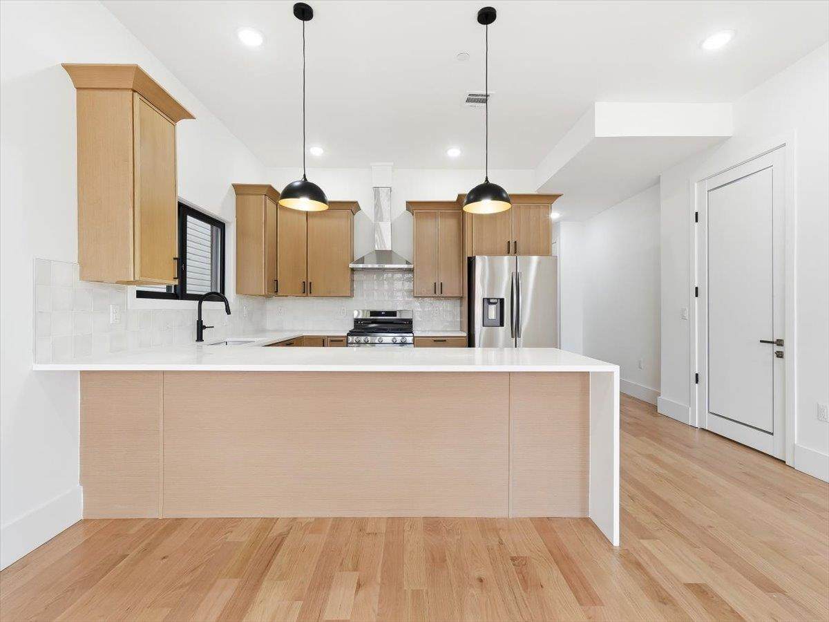 68 Jordan Ave - Photo 1
