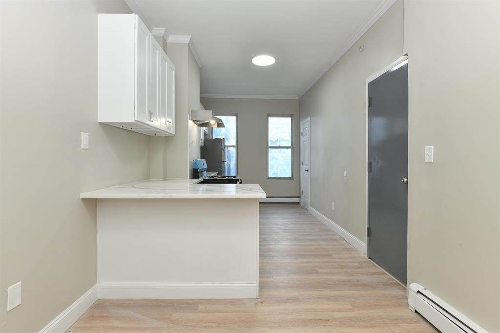 531 28TH ST - Photo 1