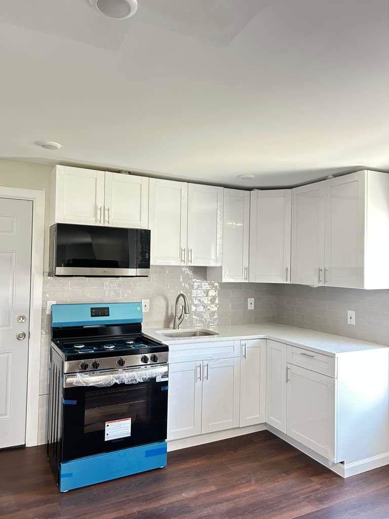 8 Hampton St - Photo 1