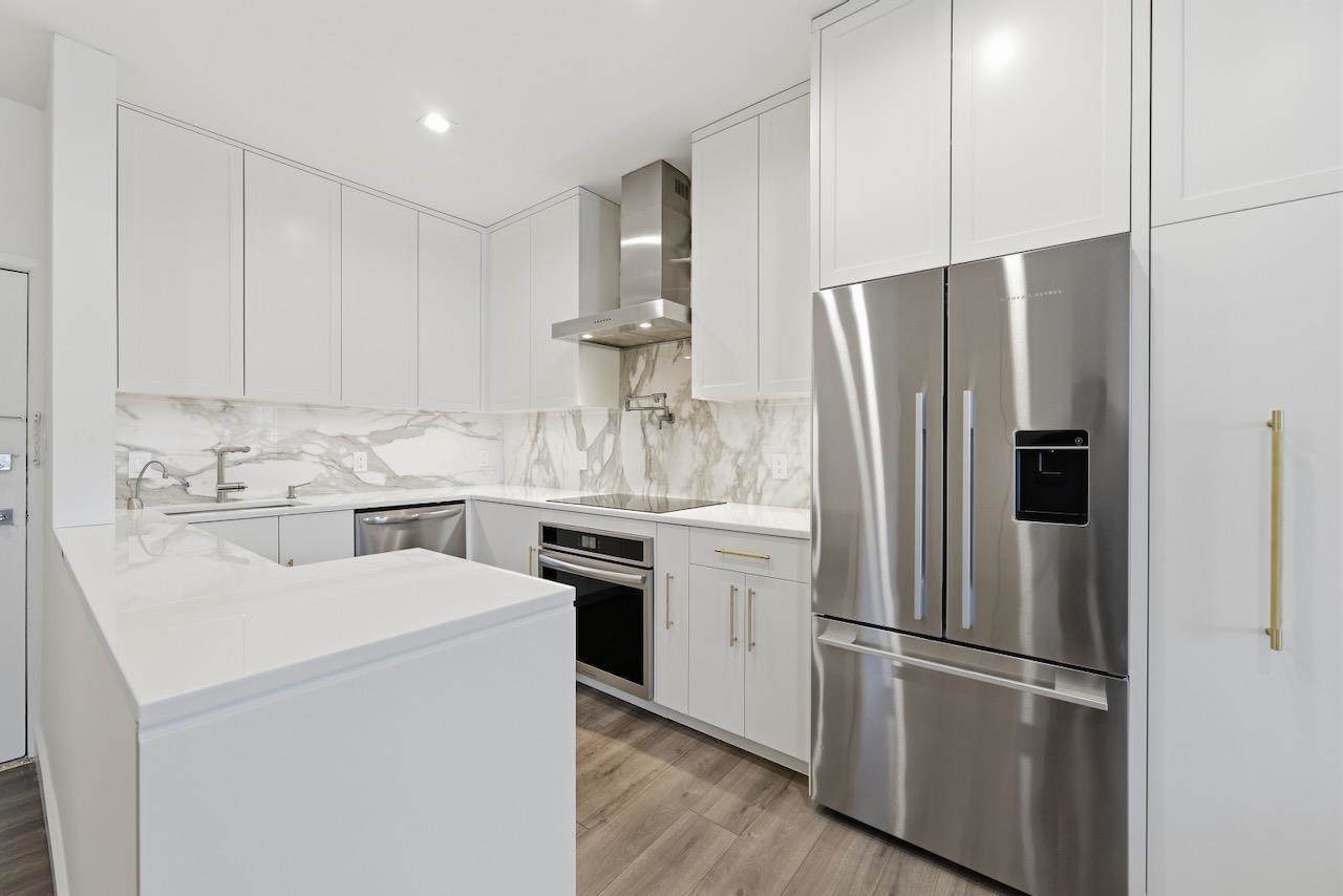 43-49 Van Wagenen Ave - Photo 1