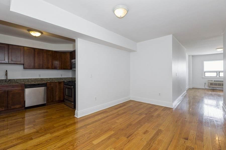 809-815 22ND ST - Photo 1