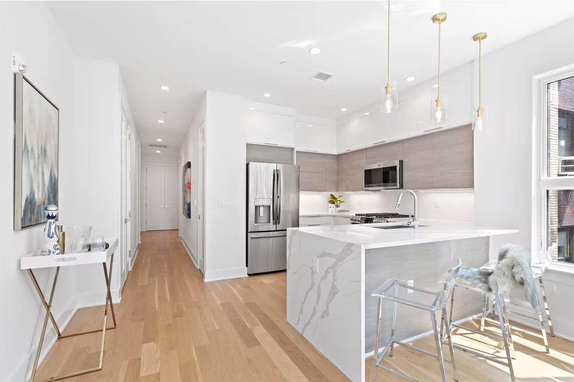 6025 Blvd East - Photo 1