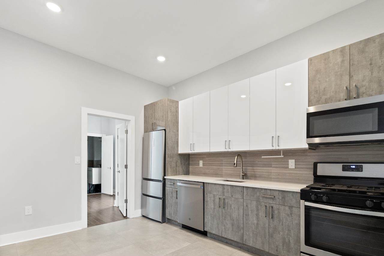 21 Hancock Ave - Photo 1