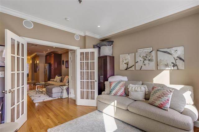 805 Willow Ave - Photo 1