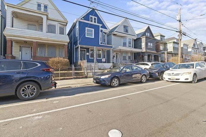 149 Wegman Parkway - Photo 1