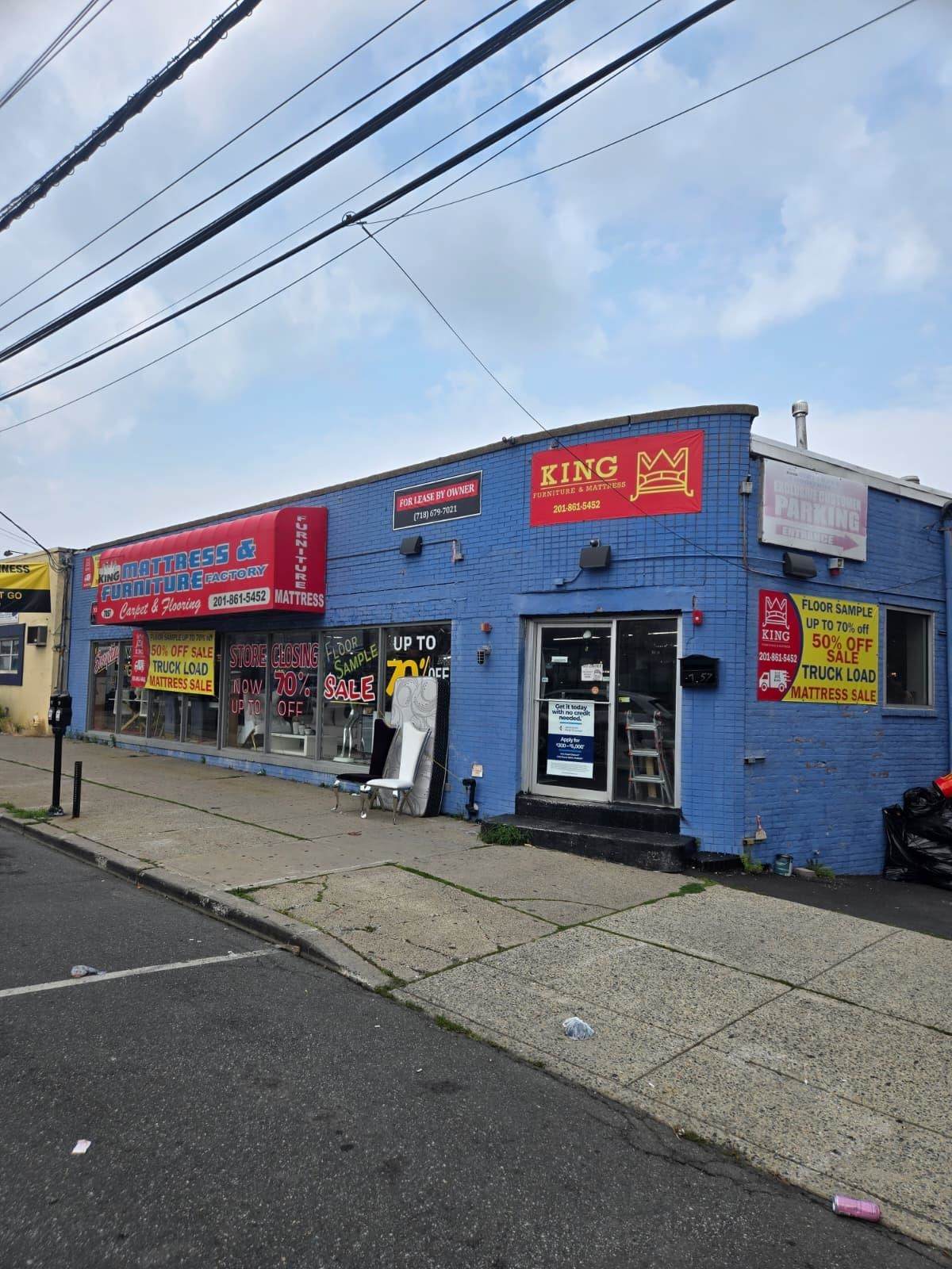 7057 Kennedy Blvd - Photo 1
