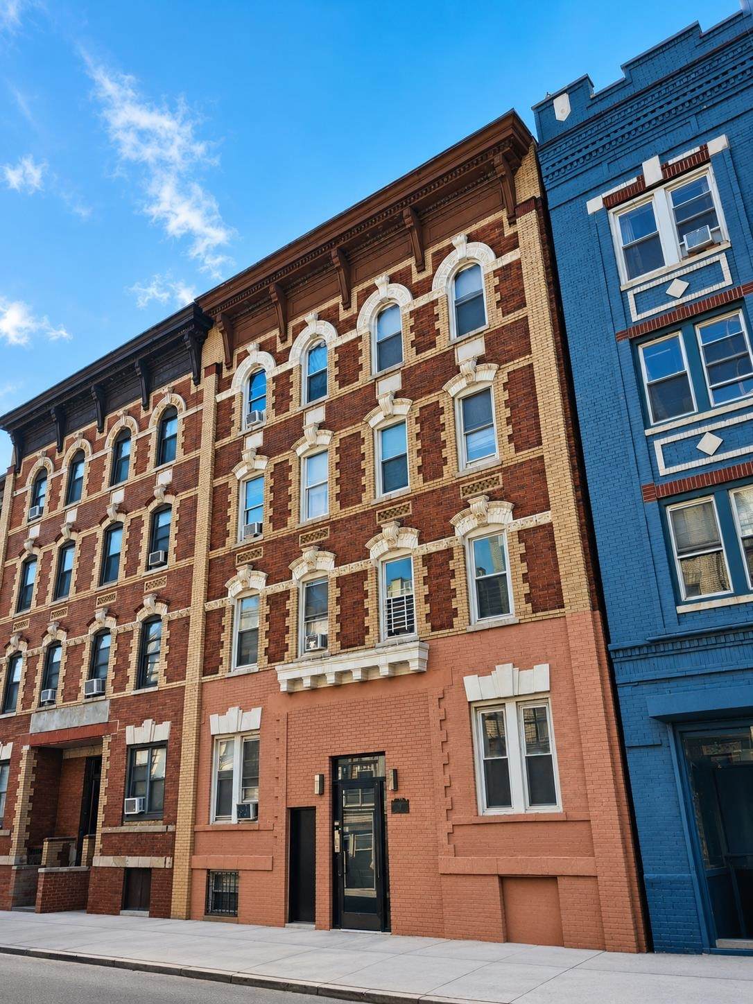 331 Baldwin Ave - Photo 1