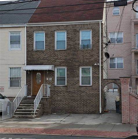 1308 New York Ave - Photo 1