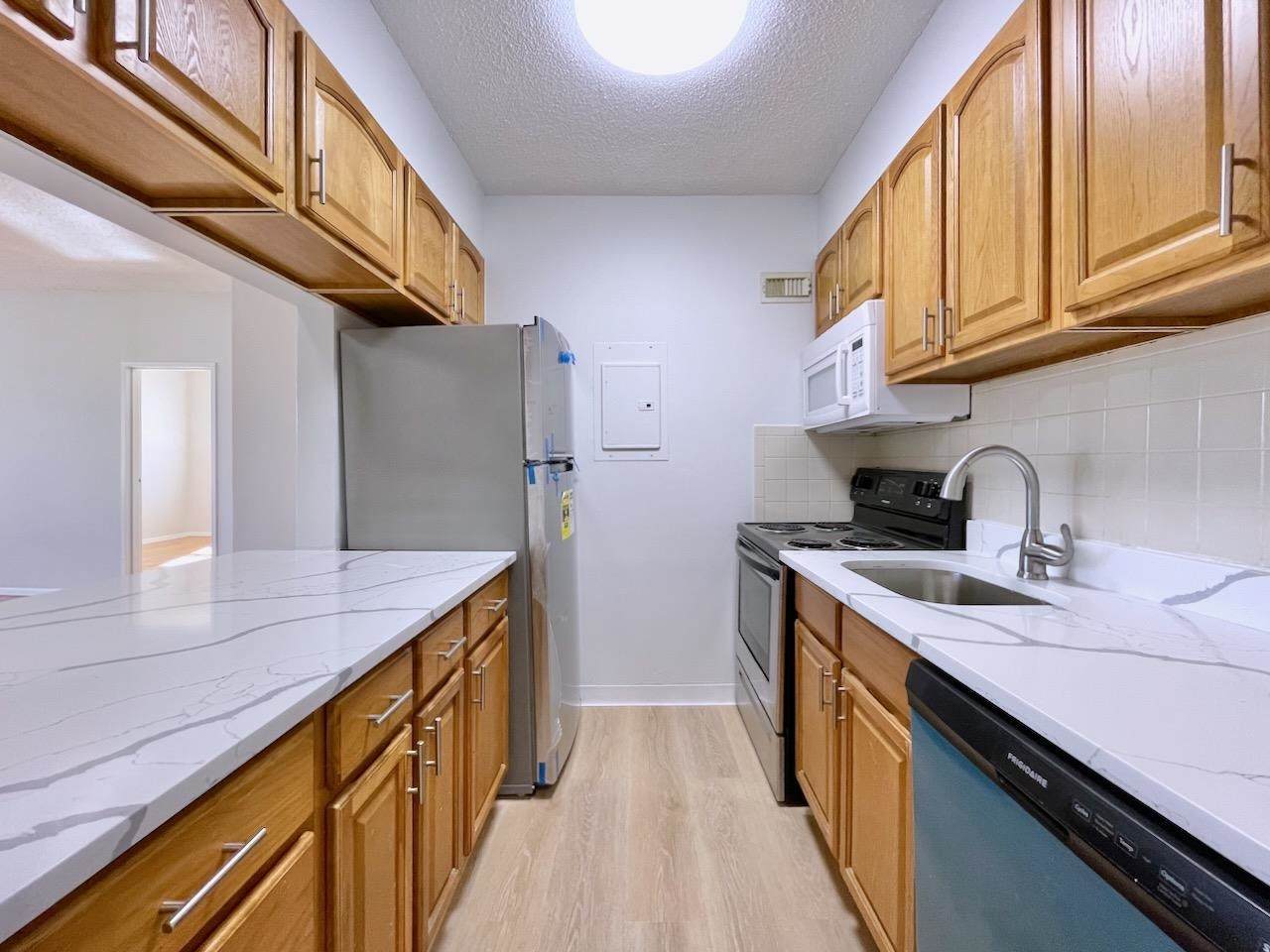 43-49 Van Wagenen Ave - Photo 1