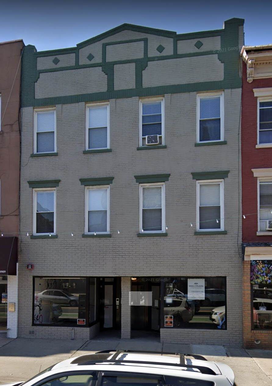 630 Washington St - Photo 1