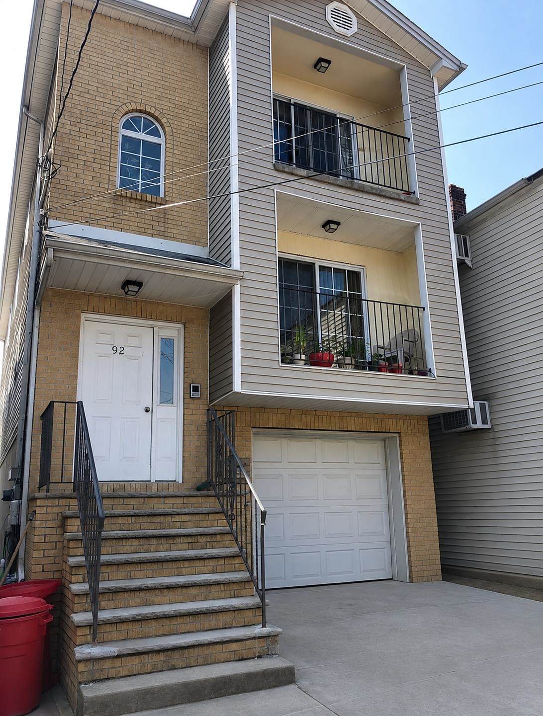 92 West 21St St - Photo 1