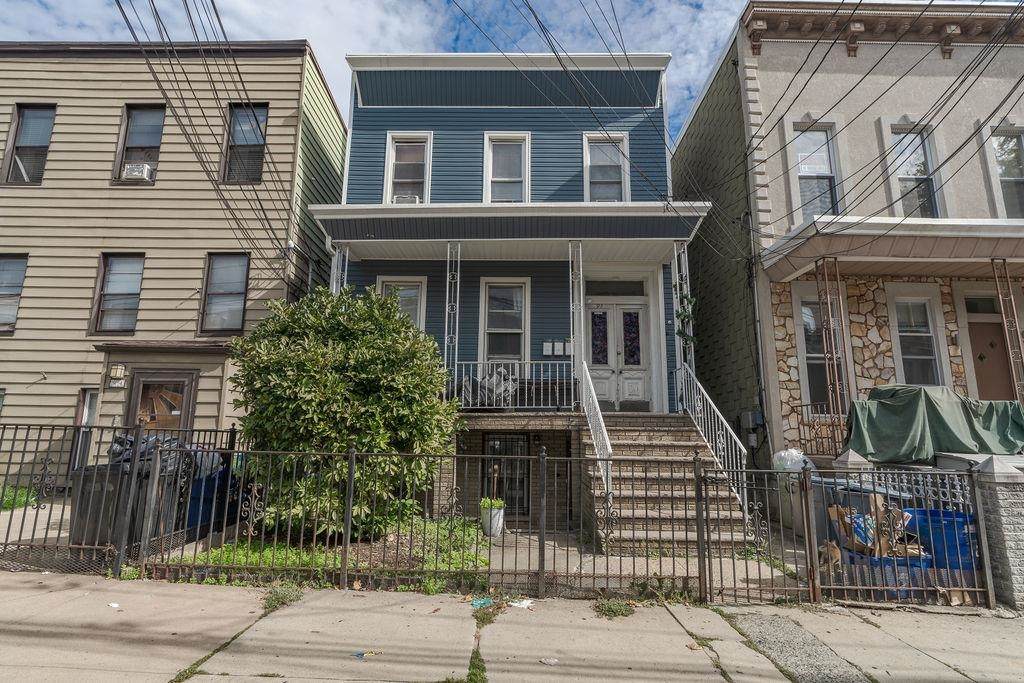 92 Hancock Ave - Photo 1