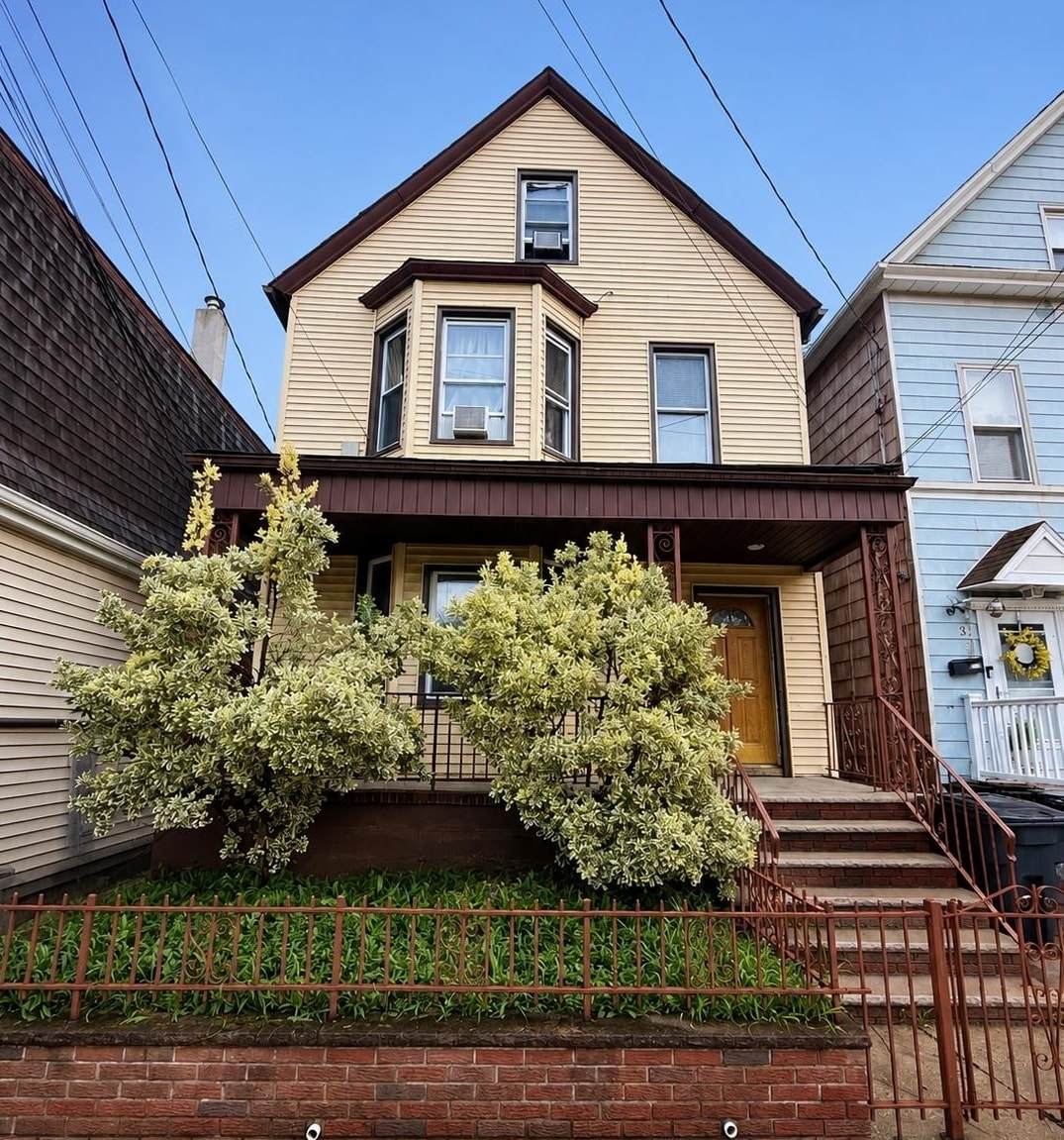 30 West 15Th St - Photo 1