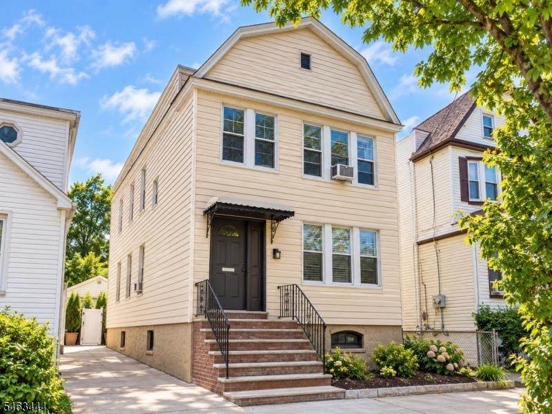 124 Nelson Ave - Photo 1