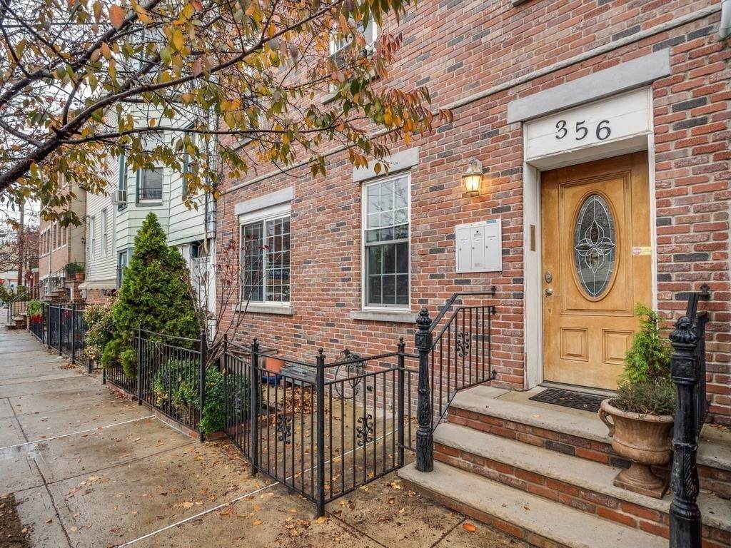 356 4TH ST - Photo 1