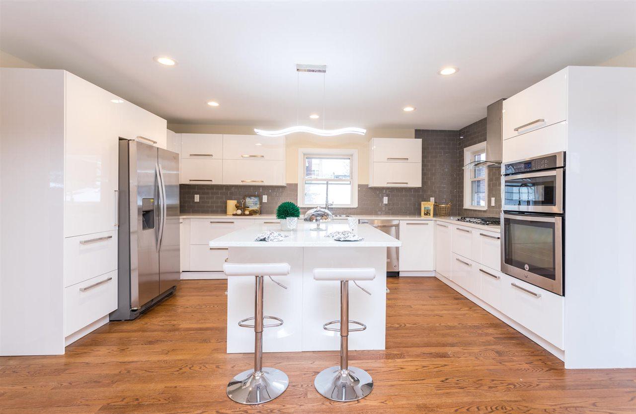 730 Hillside Ave - Photo 1