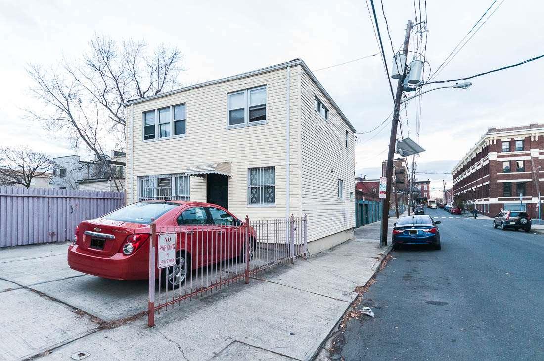 60 Webster Ave - Photo 1