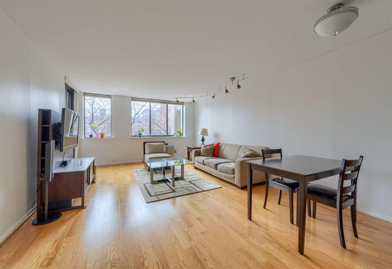 300 Newark St - Photo 1