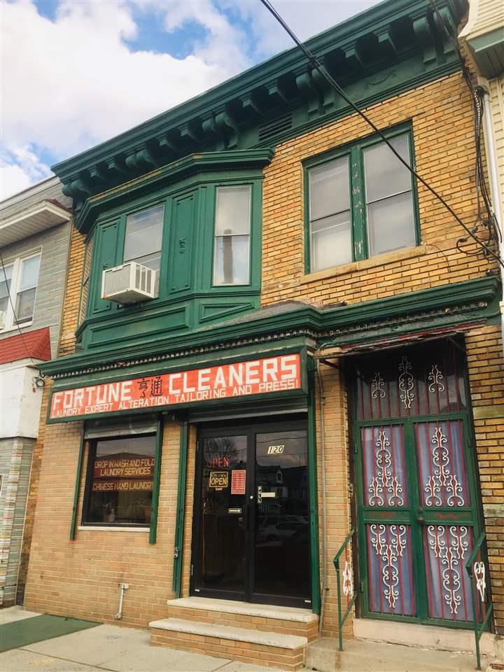 120 Kennedy Blvd - Photo 1