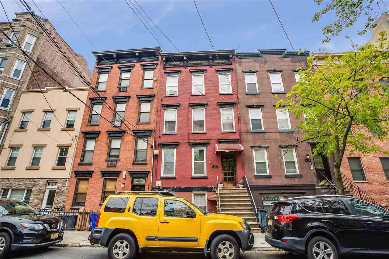 608 Park Ave - Photo 1