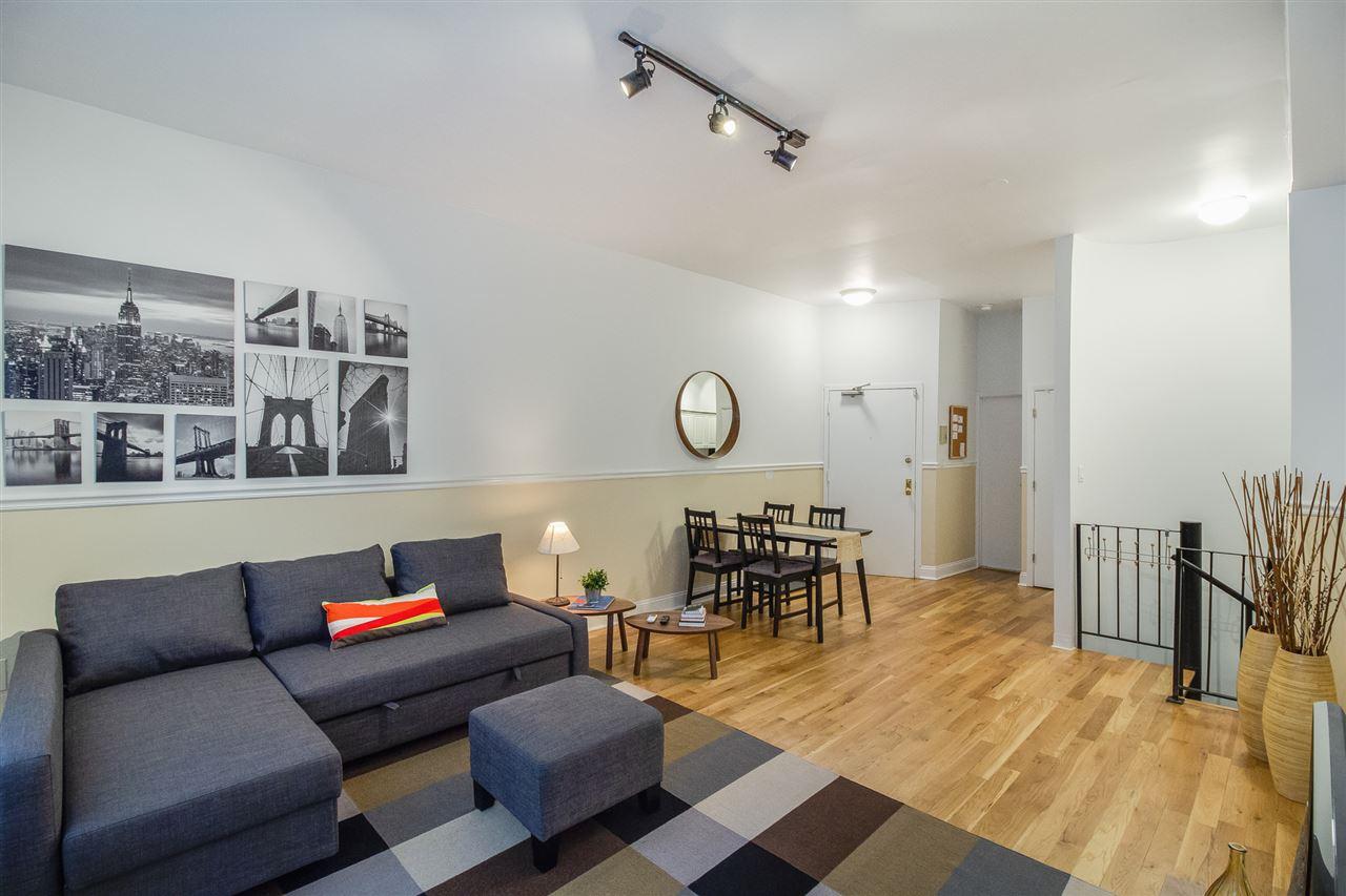 228 Bloomfield St - Photo 1