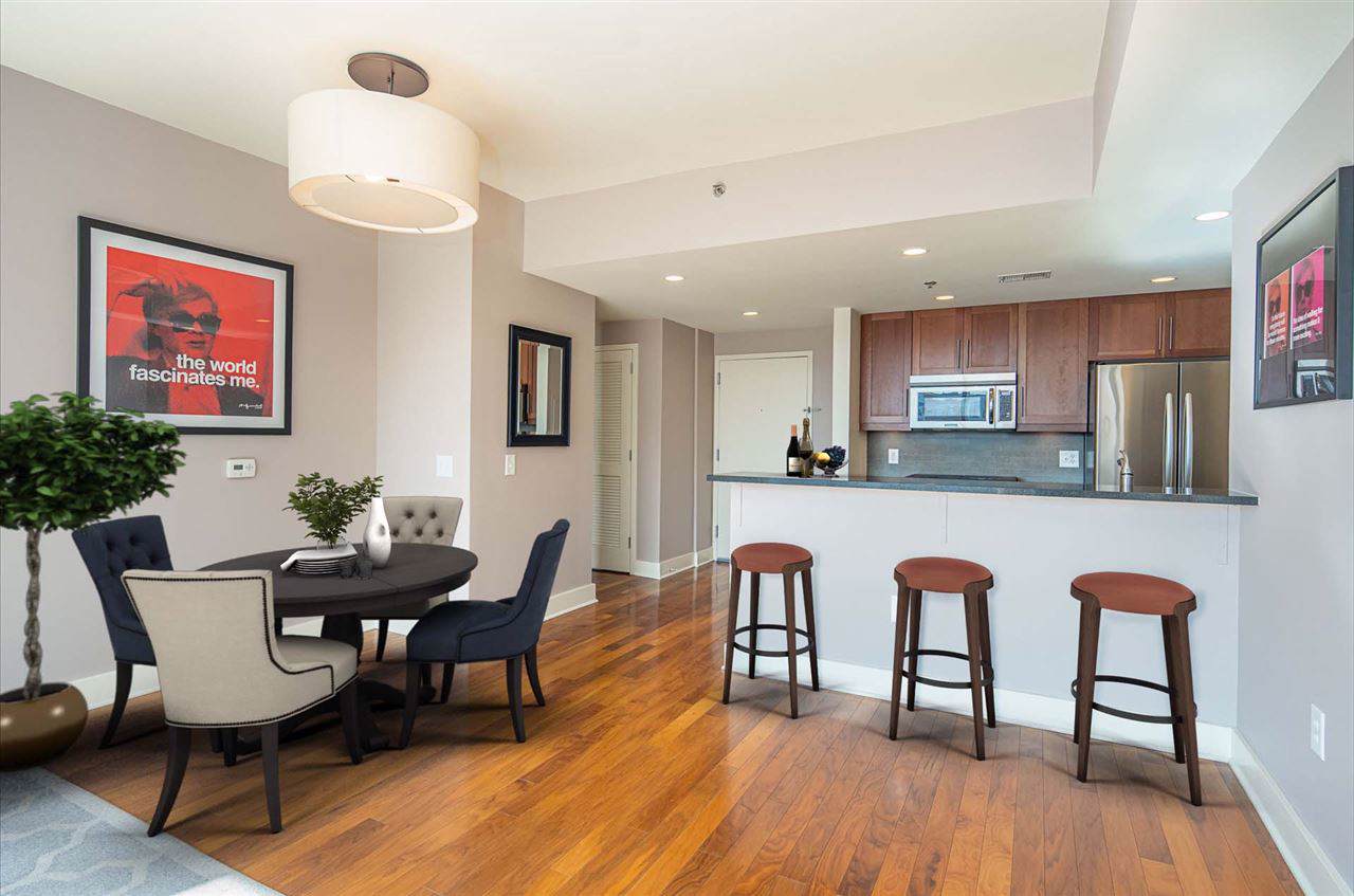 800 Jackson St - Photo 1