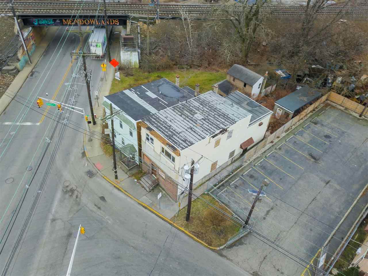15 Henry St - Photo 1