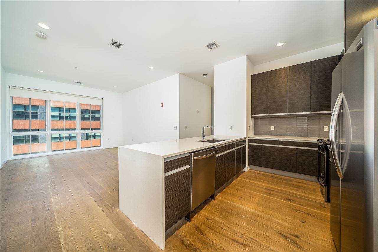 1405 Clinton St - Photo 1