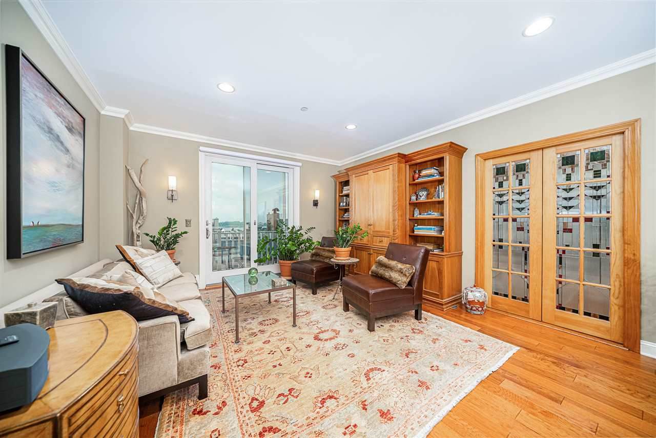 206 Shearwater Ct West - Photo 1