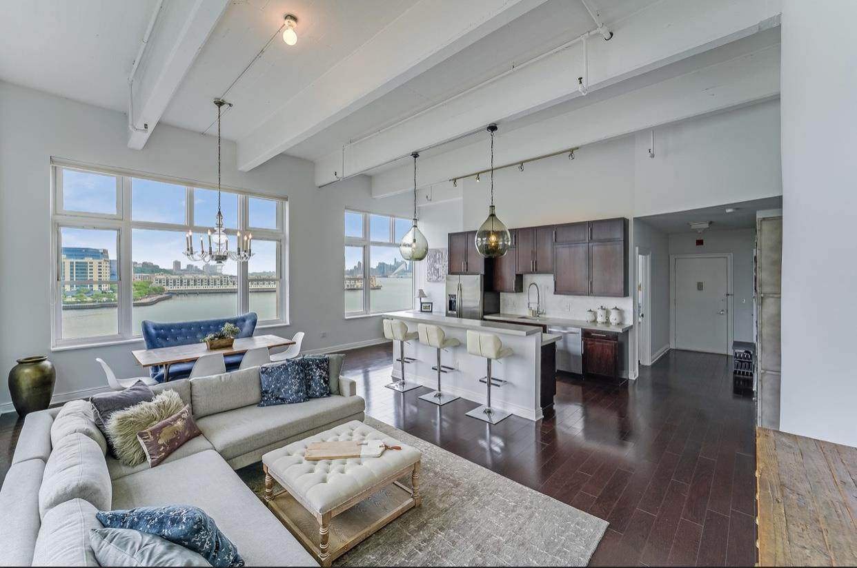 1500 Hudson St - Photo 1