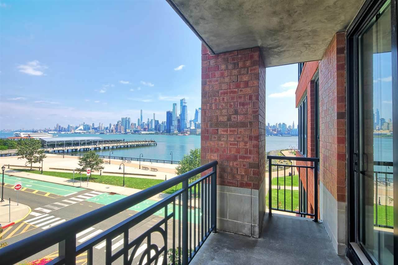 1025 Maxwell Lane - Photo 1