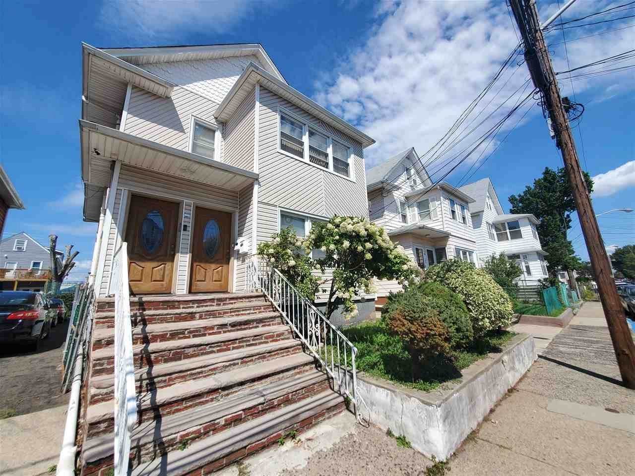 456 East 32Nd St - Photo 1