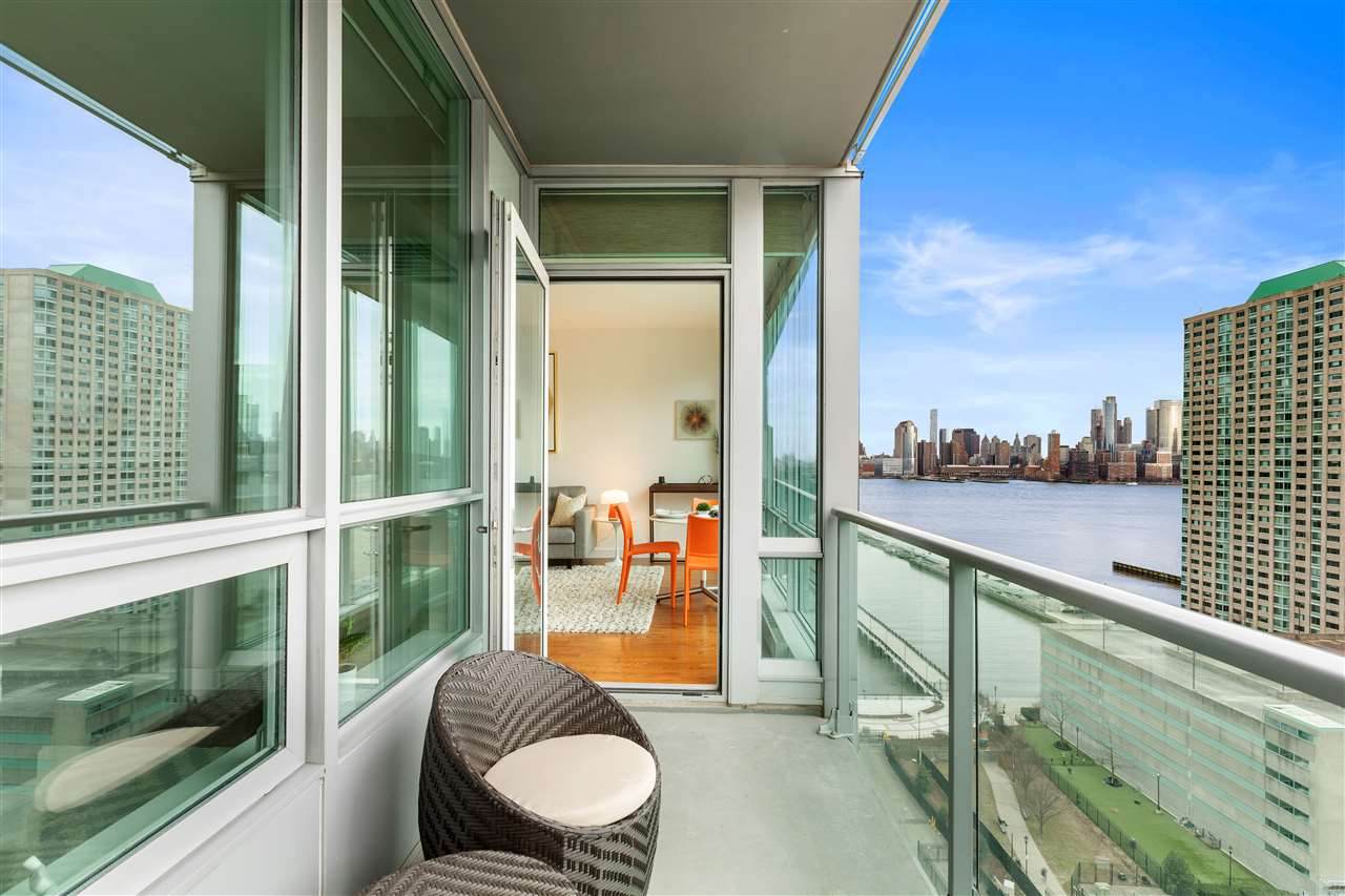 20 Newport Parkway - Photo 1