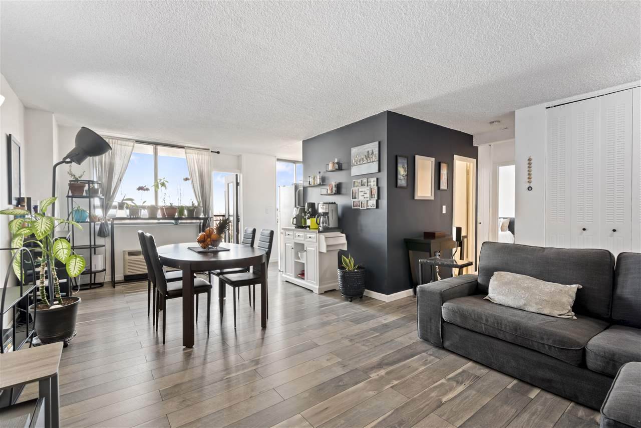 100 Manhattan Ave - Photo 1