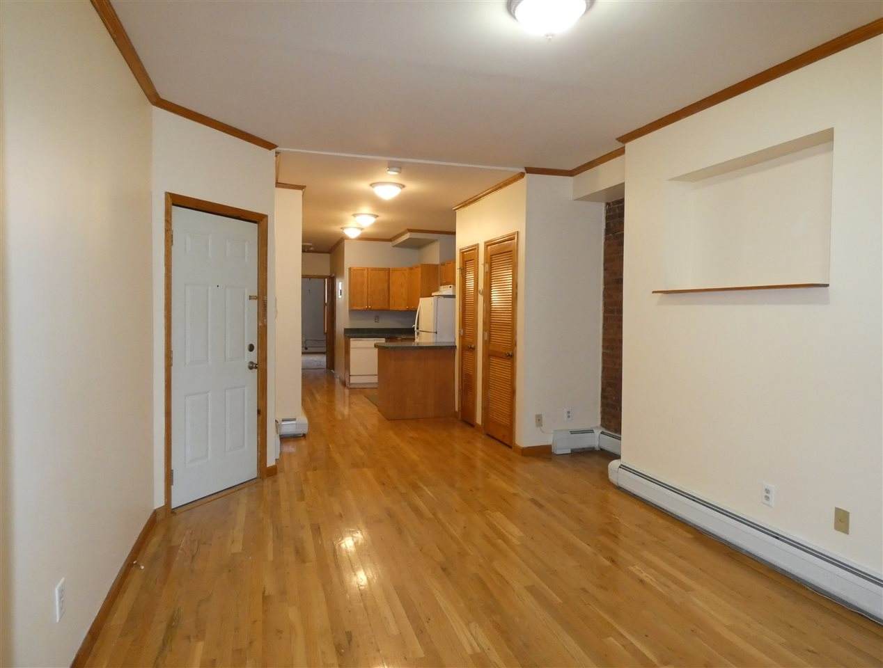 931 Park Ave - Photo 1
