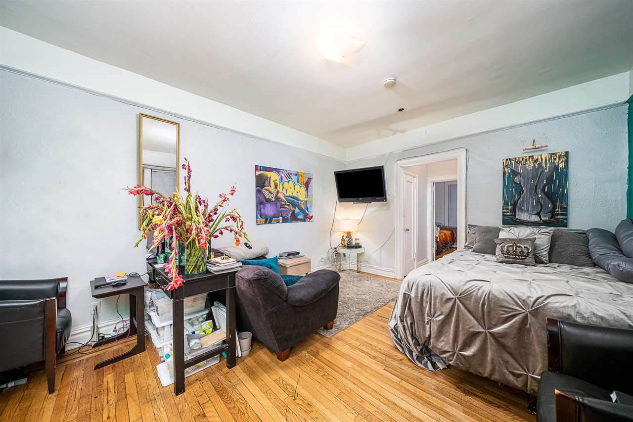 260 Harrison Ave - Photo 1