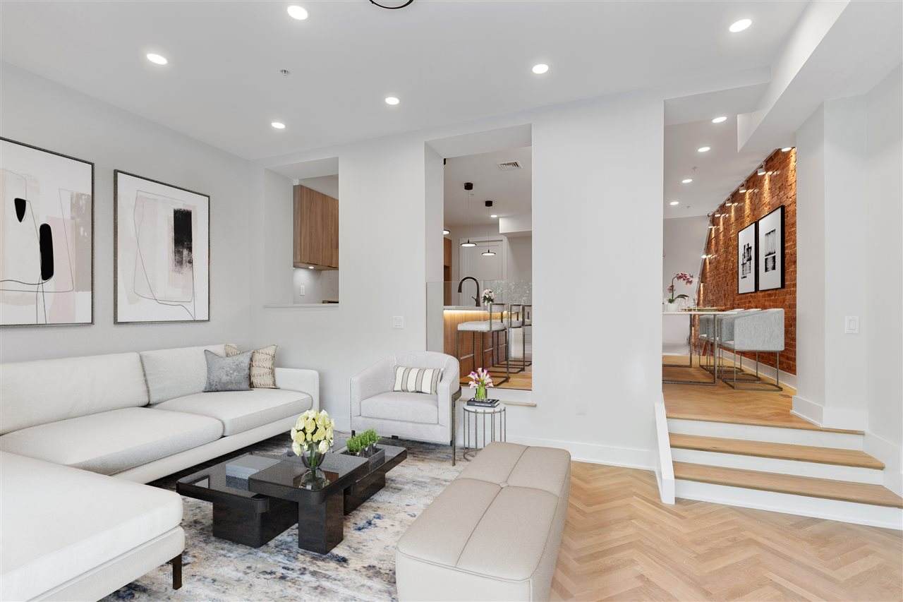 204.5 5TH ST - Photo 1