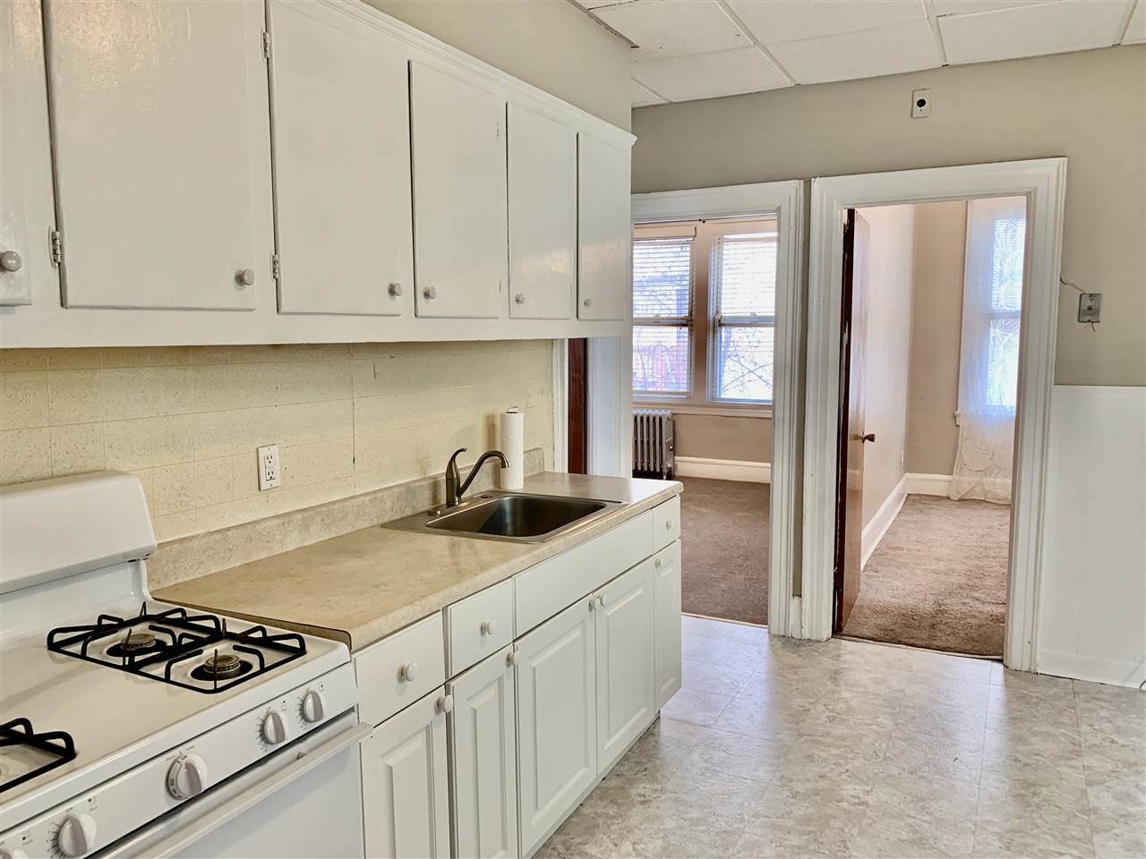 143 West 29Th St - Photo 1