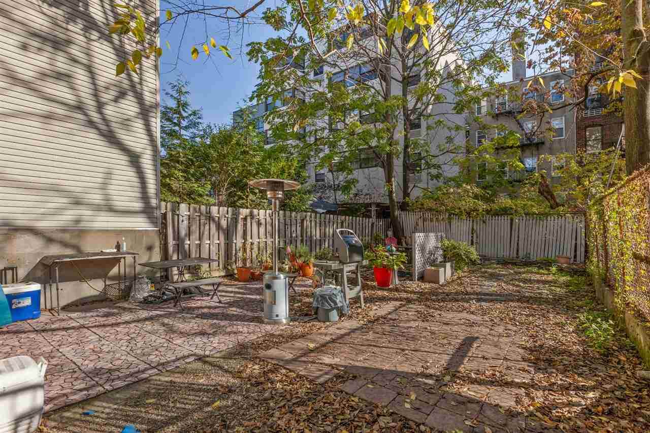 311 Monroe St - Photo 1