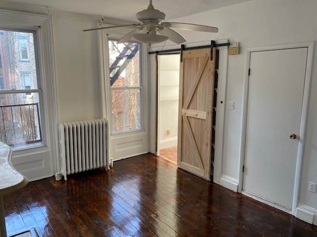 942 Bloomfield St - Photo 1