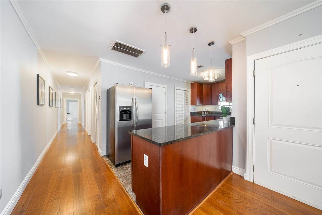 507 Central Ave - Photo 1