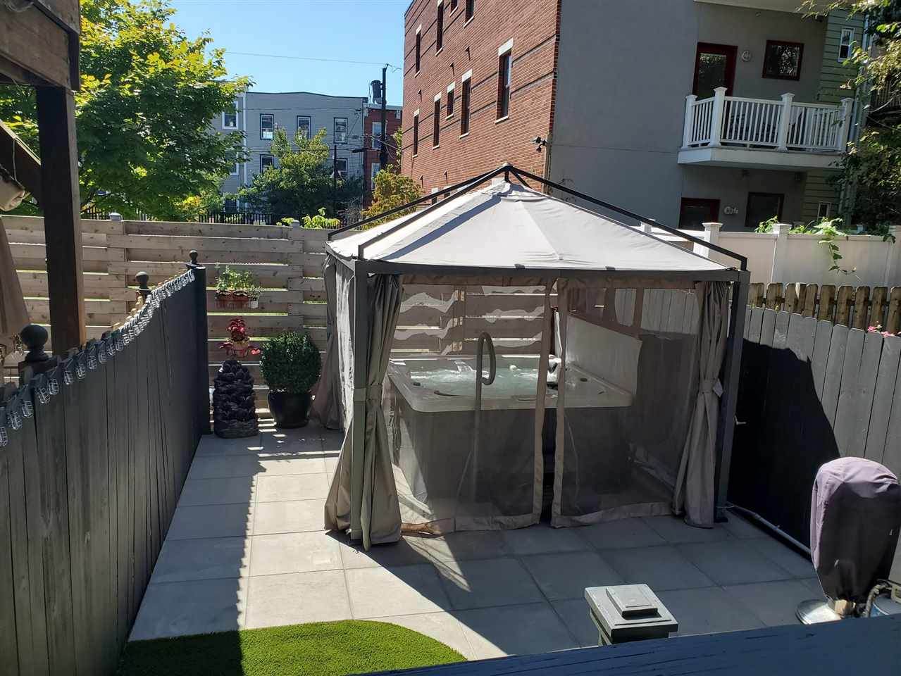 405 2ND ST - Photo 1
