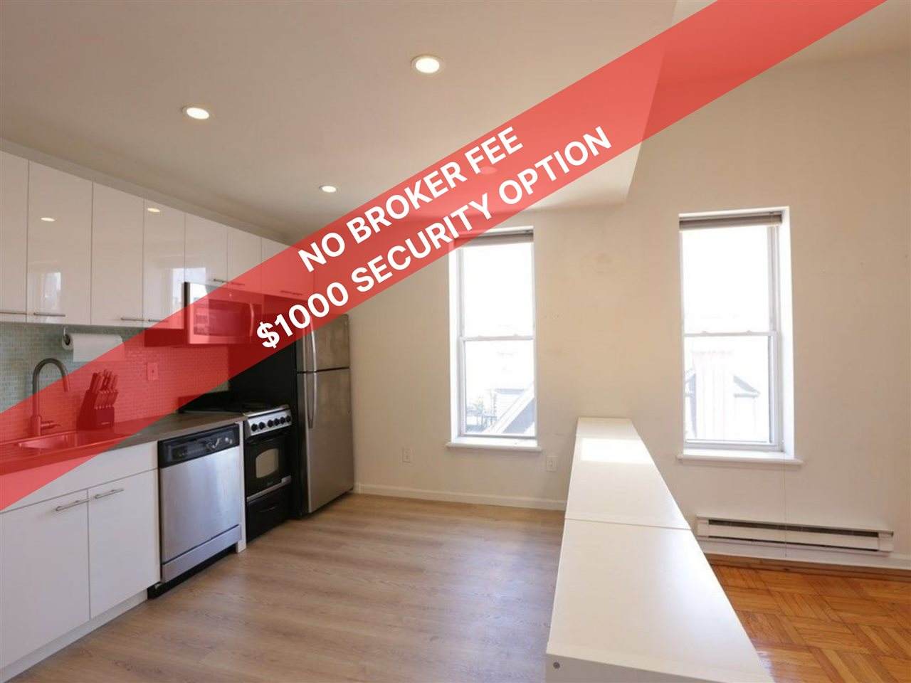 834 Hudson St - Photo 1